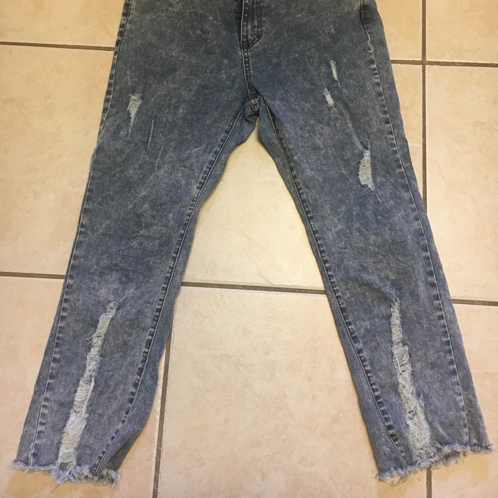 Hayden brand acid wash crop jeans